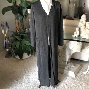 SZ M ANKLE LENGTH MIRACLE BERRY   CARDIGAN DEEP GRAY 52” LENGTH EXLT CONDITION